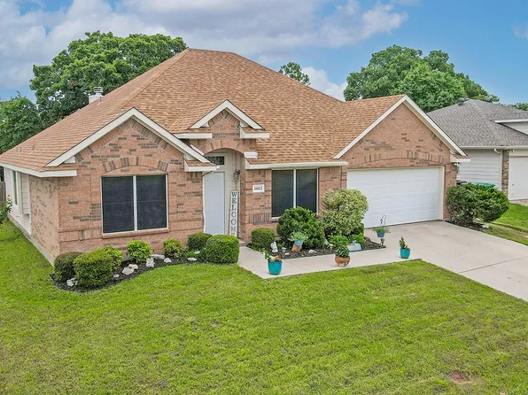 1012 Chase Ln, Denton, TX 76209