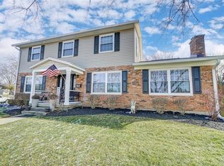 2750 Wellsford Dr, Springfield, OH 45503