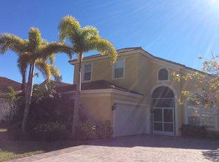 2072 NW Marsh Rabbit Ln, Jensen Beach, FL 34957