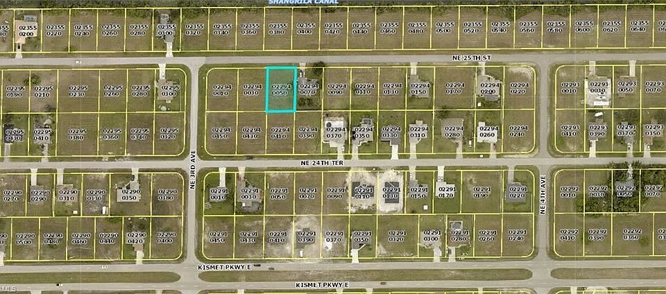 2nd image of 310 NE 25th St