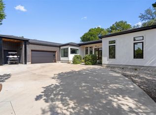 418 Venture Blvd S, Point Venture, TX 78645