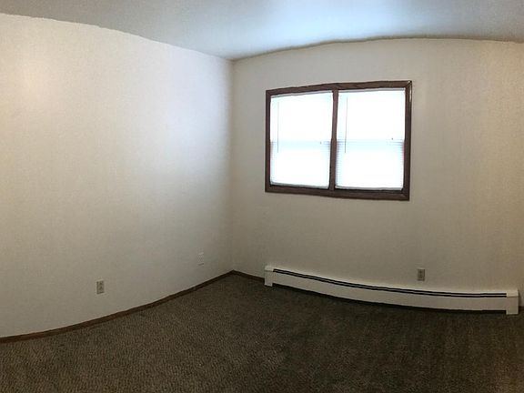 4th image of 315 2nd Ave S APT 10