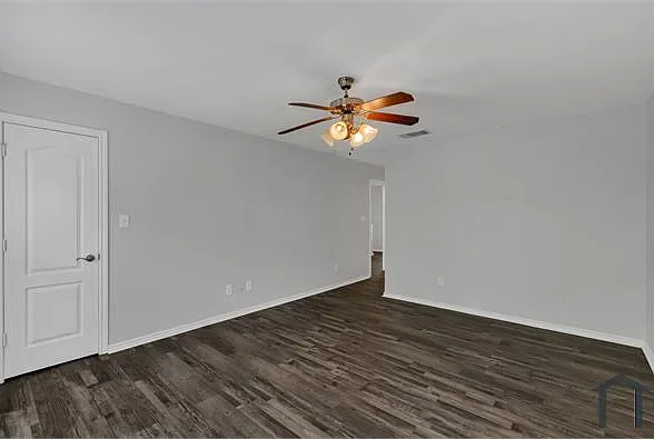 711 Parkplace Rdg — Photo 20