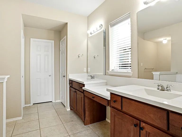 1804 Settlement Way — Photo 3