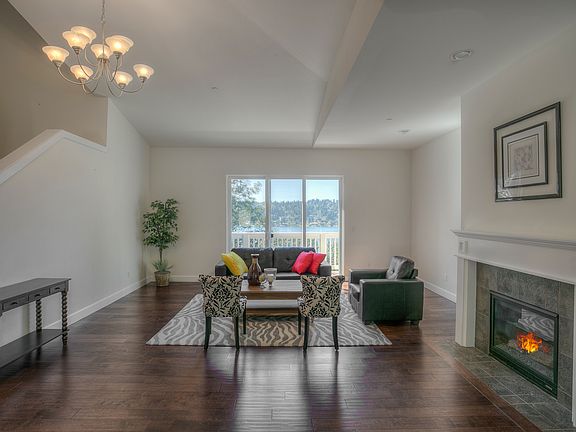 4th image of 10963 SE 62nd St