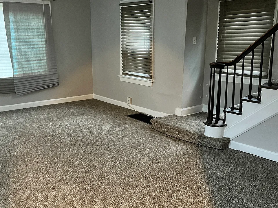 1009 Bellevue Dr