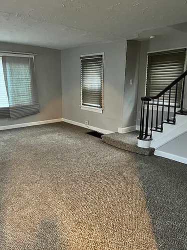 1009 Bellevue Dr Photo 1