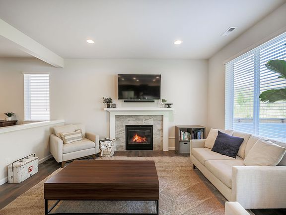 2nd image of 2713 82nd Avenue Ct E