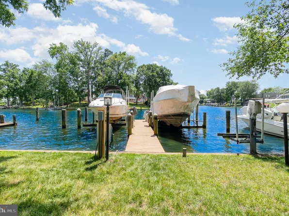 636 Towne Center Dr, Joppa, MD 21085