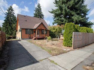 7018 S Park Ave, Tacoma, WA