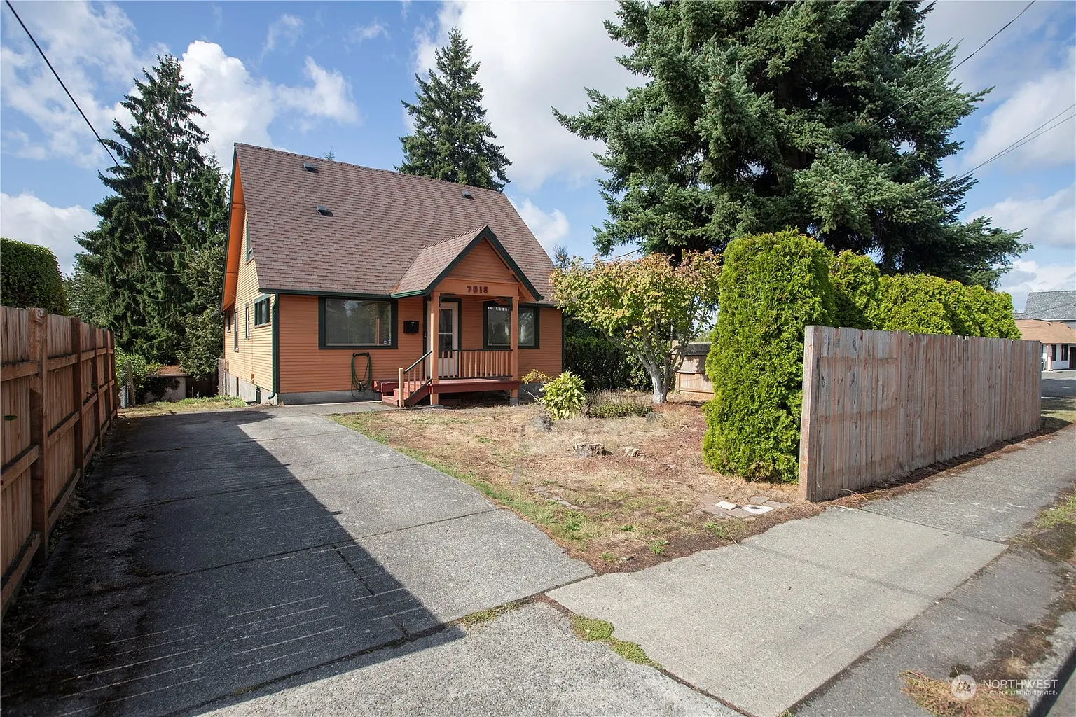 7018 S Park Avenue photo 1