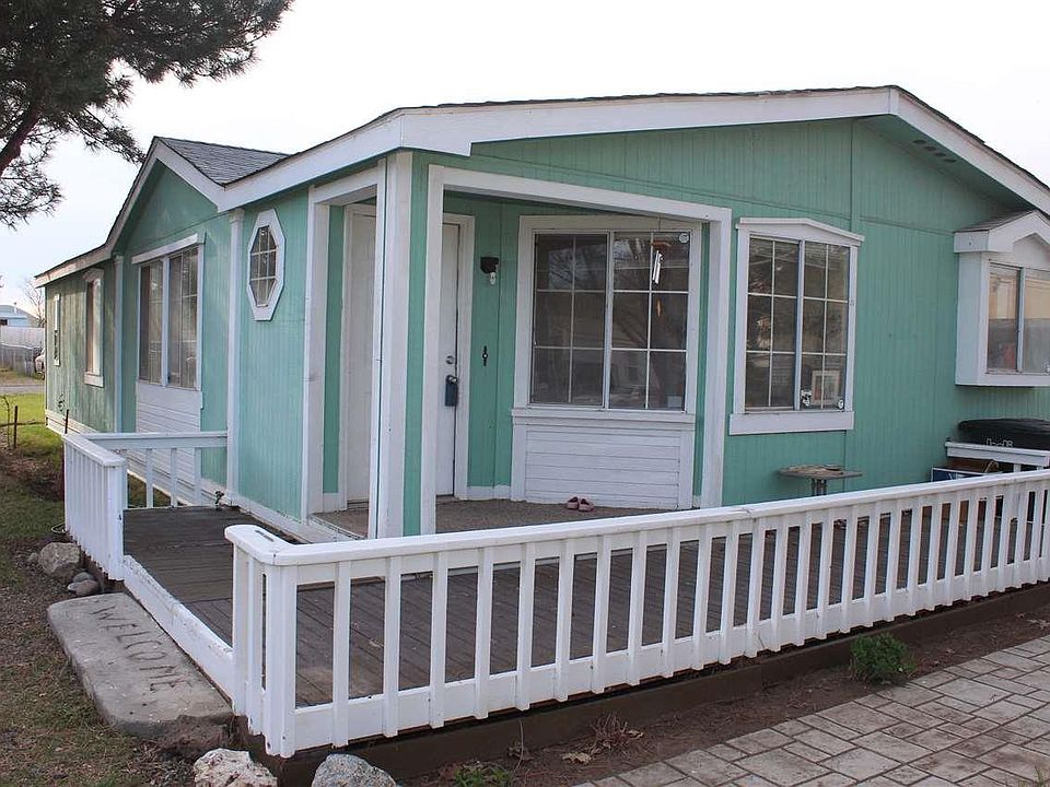 1st image of 206 N 68th Ave