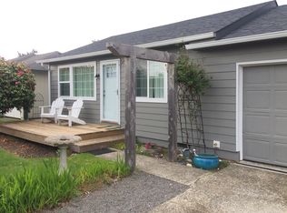 1087 6th St, Florence, OR 97439