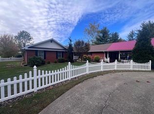 202 Lea St, South Point, OH 45680