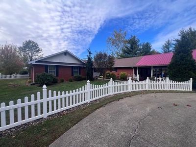 202 Lea St, South Point, OH, 45680