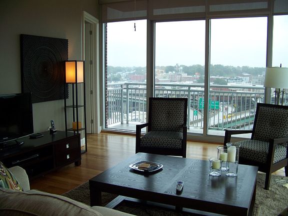 4th image of 301 Virginia St #U1414