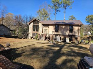 416 W Smithfield Dr, Dolomite, AL 35061
