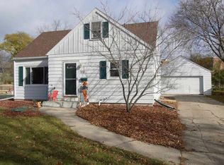 700 Outagamie Ct, Appleton, WI 54914