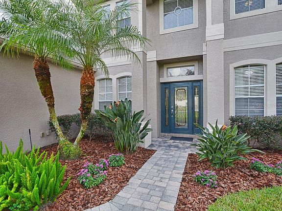 3rd image of 208 Heatherbrooke Cir