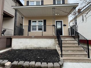 232 Hamilton St #2, New Brunswick, NJ 08901