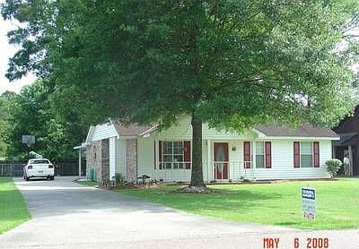 1st image of 44439 Lakewood Dr