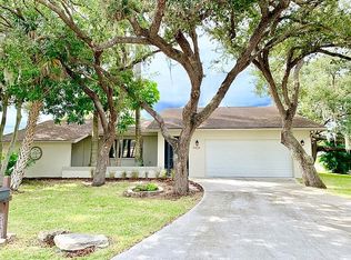 5424 Creeping Hammock Dr, Sarasota, FL 34231