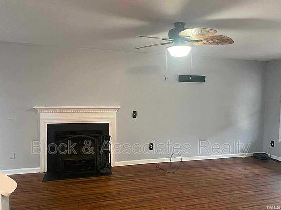 3rd image of 28 Crosswinds Cir