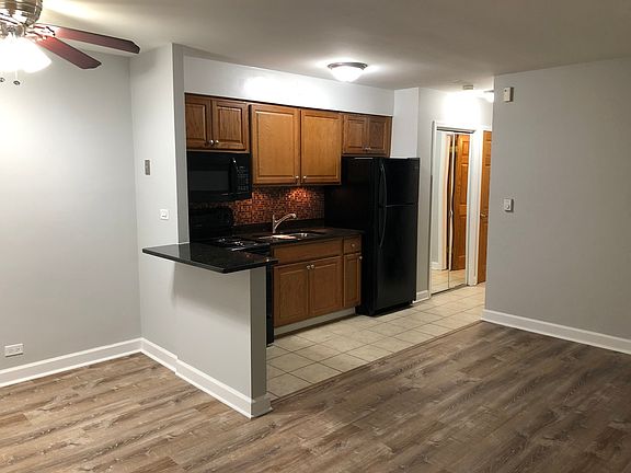 4th image of 7201 W Wellington Ave Unit 1C