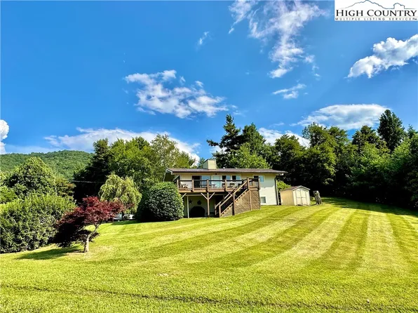 283 Beaver Creek Estate Drive, West Jefferson, NC 28684