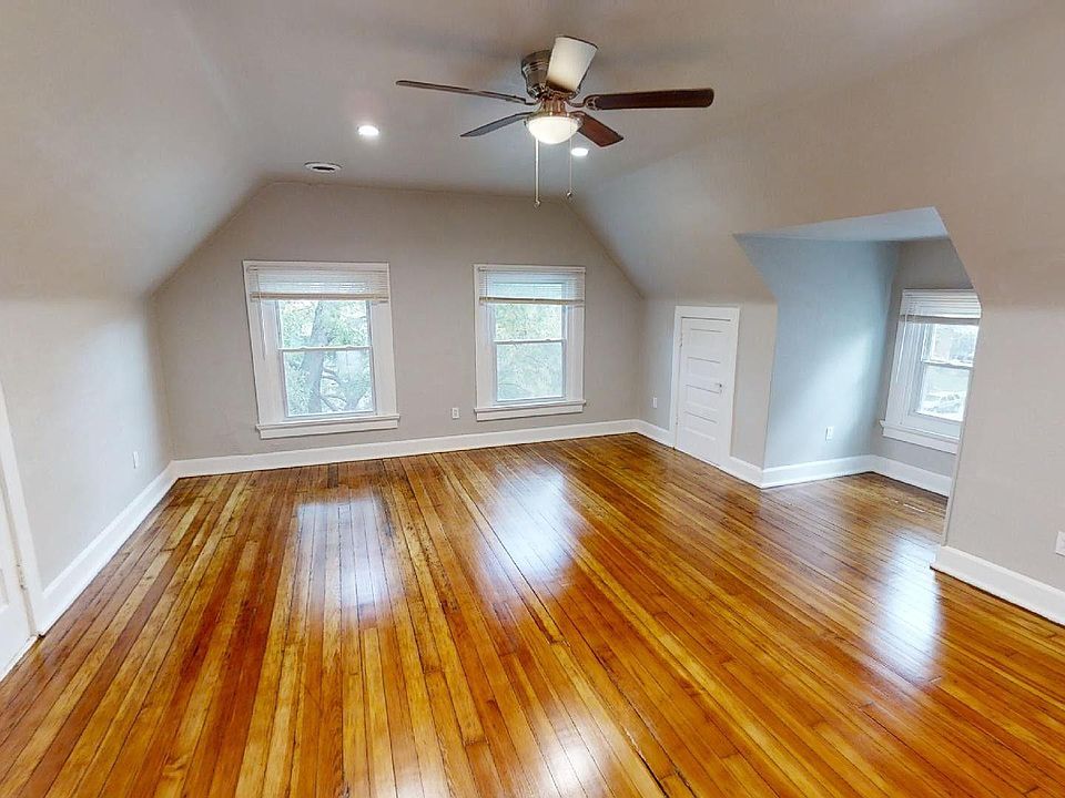 1st image of 3740 Walnut St APT 3