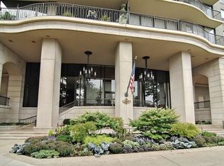 1040 N Lake Shore Dr APT 5A, Chicago, IL 60611