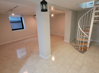 181 Erie St #5C399C071, Jersey City, NJ 07302