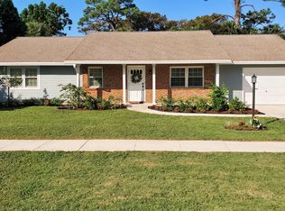 608 Weldwood Rd, Jupiter, FL 33458