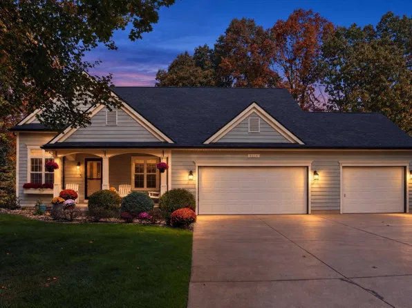 8514 Hathaway Rd, Kalamazoo, MI 49009