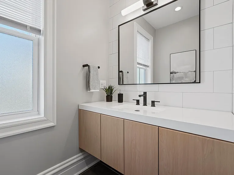 1027 Vinial St — Photo 22