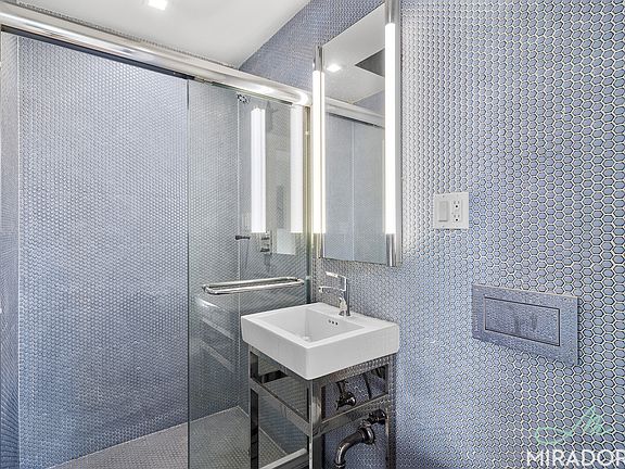 3rd image of 221 E 10th St APT 20