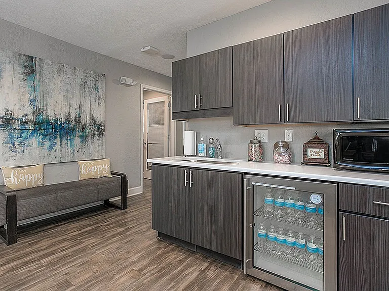 Clubroom Kitchen at Autumn Ridge