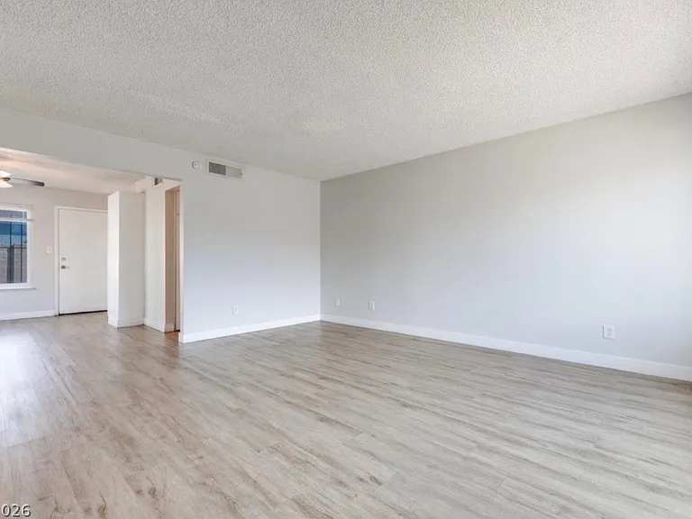 3361 Civic Center Dr #H — Photo 8