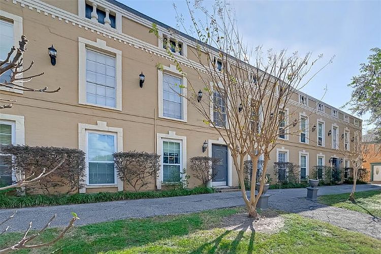 1st image of 5200 Arboles Dr APT 4