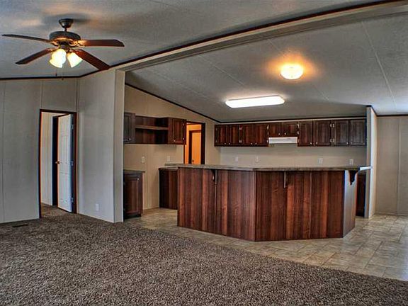 5th image of 402 Goldeneye Dr