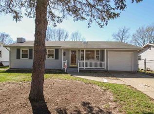 1035 N State St, Lincoln, IL 62656