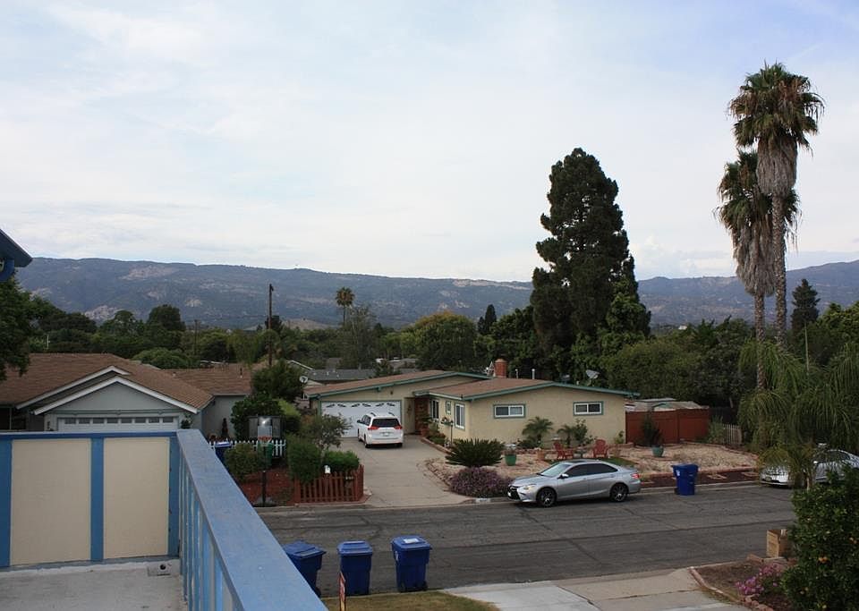 2nd image of 6177 Verdura Ave