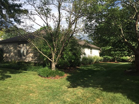 3rd image of 7770 Seddon Dr