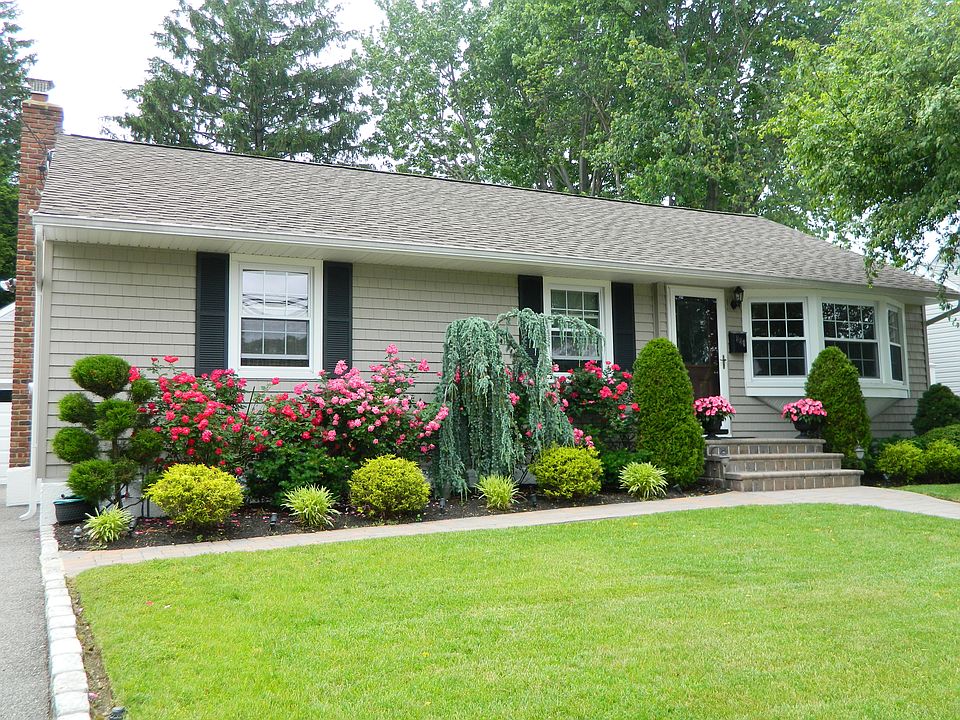 1st image of 880 Midwood Dr