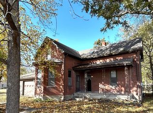 204 W Missouri St, New Baden, IL