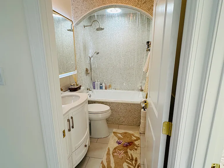 400 N Oxford Ave — Photo 11
