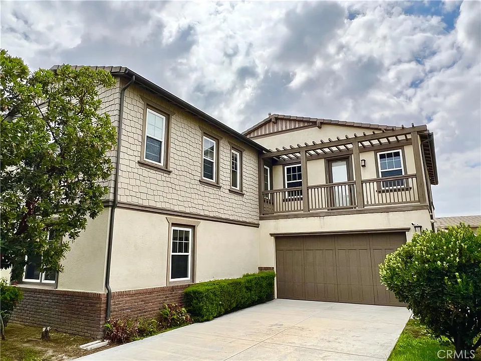 3974 E Callaway Dr