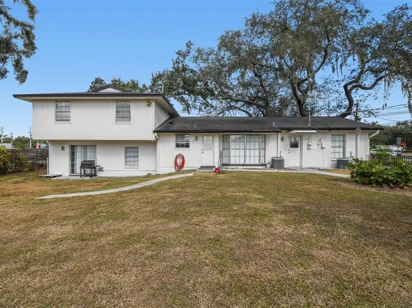 855 E Brandon Blvd, Brandon, FL 33511