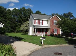 215 Sweetmartha Dr, Mooresville, NC 28115