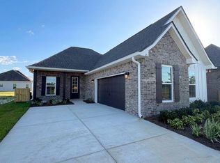 25 Butterfly Bnd, Freeport, FL 32439